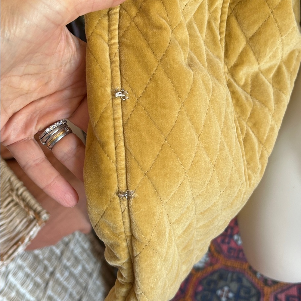 Chasing Unicorns California Bound Quilted Jacket. S - Picture 11 of 16